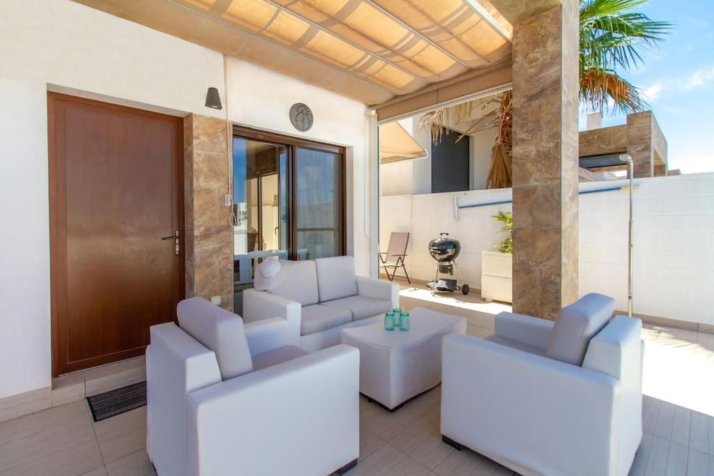 רוחאלס Villa Nina With Pool מראה חיצוני תמונה
